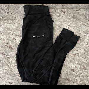 Alphalete Premium Jogger - Black Camo